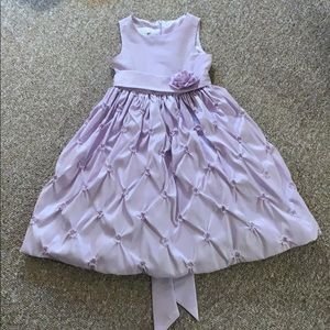 Girls dress